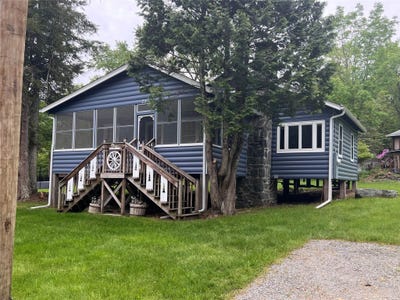 /international/us/23-n-seminole-trail-bethel-ny-110099802312/