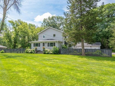 /international/us/3745-togo-road-orono-mn-110107848187/