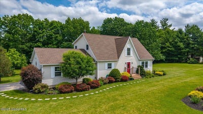 /international/us/895-van-hoesen-road-schodack-ny-110100304163/