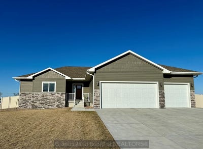 /international/us/4034-anne-marie-ave-grand-island-ne-110107173492/