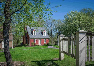/international/us/28-thatcher-lane-galena-il-110105034059/