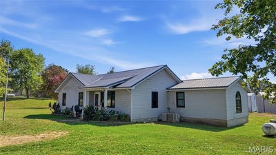/international/us/305-woolsey-street-mountain-view-mo-110120550389/