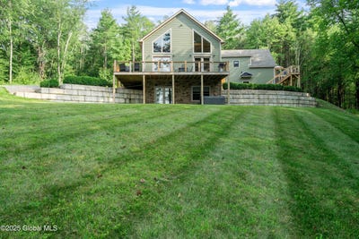 /international/us/874-county-route-32-chatham-ny-110099953263/