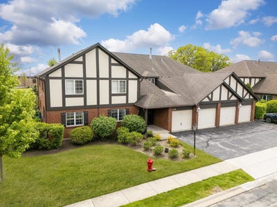 /international/us/245-windsor-lane-willowbrook-il-110107935690/