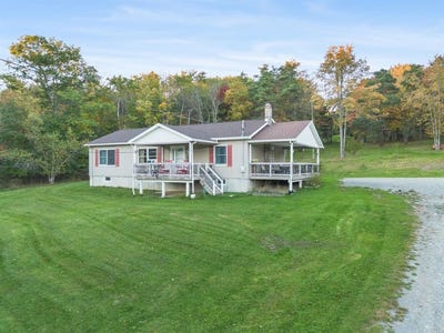 /international/us/122-pierce-creek-road-binghamton-ny-110120411802/