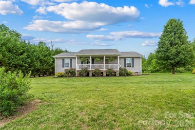 /international/us/1498-salem-road-morganton-nc-110108196062/