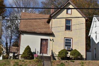/international/us/69-easton-avenue-waterbury-ct-110103414599/