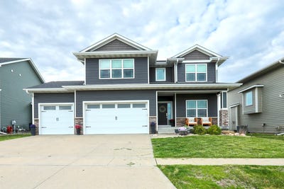 /international/us/9817-brightwater-drive-johnston-ia-110101233532/?lang=en