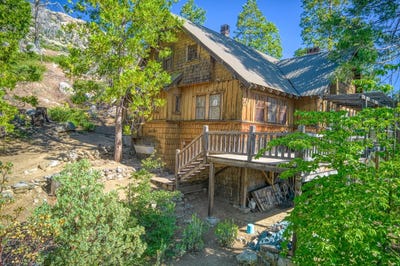 /international/us/15-rock-haven-shaver-lake-ca-110102852115/