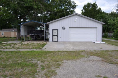 /international/us/403-lakin-st-osage-city-ks-110108981392/