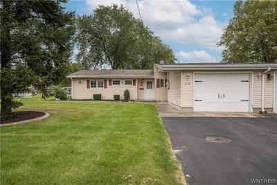 /international/us/218-beckwith-avenue-niagara-falls-ny-110110324557/