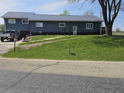 /international/us/11809-formica-road-tomah-wi-110100754885/