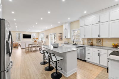 /international/us/159-rombout-road-poughkeepsie-ny-110106525938/