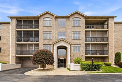 /international/us/18550-pine-lake-drive-tinley-park-il-110107925527/