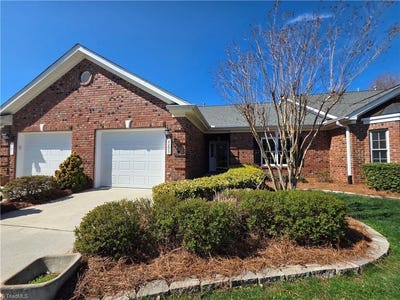 /international/us/4293-lumsden-lane-high-point-nc-110106343452/