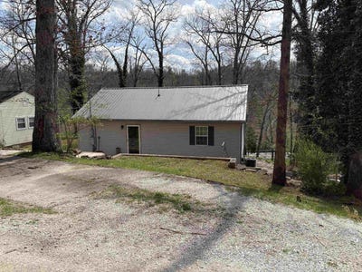 /international/us/1423-spring-valley-circle-huntington-wv-110106960887/