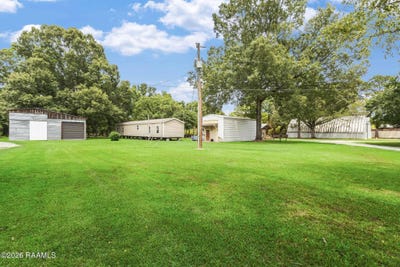 /international/us/353b-st-clair-road-breaux-bridge-la-110120763754/