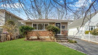 /international/us/37-decatur-street-roosevelt-ny-110106841162/