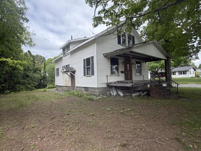 /international/us/45-allen-street-bangor-me-110108534755/