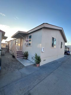 /international/us/402-63rd-st-san-diego-ca-110119490215/