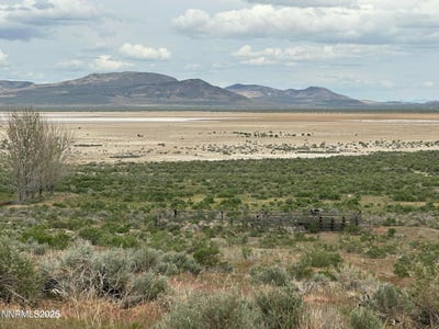 /international/us/fish-springs-road-reno-nv-110106466789/