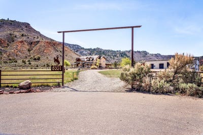 /international/us/8551-w-sawtooth-park-dr-dry-fork-ut-110107152345/
