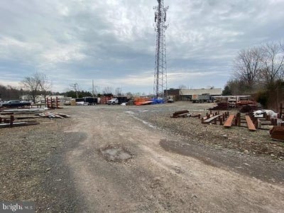 /international/us/foundry-lot-1a-norristown-pa-110101371419/