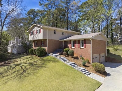 /international/us/2629-kensington-drive-duluth-ga-110120413614/