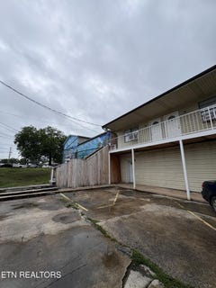 /international/us/162-e-race-st-kingston-tn-110108570791/