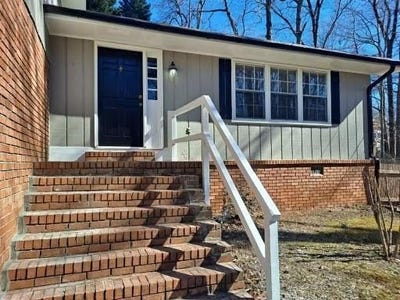/international/us/3717-leisure-court-buford-ga-110108489818/