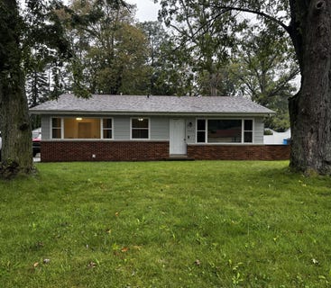 /international/us/4022-cleveland-avenue-michigan-city-in-110110379300/