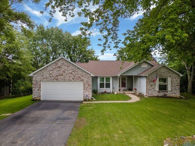 /international/us/1110-s-green-street-mchenry-il-110101218629/?lang=en