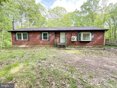 /international/us/751-hudson-drive-weatherly-pa-110100245165/