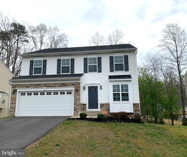 /international/us/6907-lunette-lane-spotsylvania-va-110107840368/