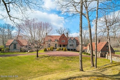 /international/us/44-khakum-wood-road-greenwich-ct-110106471983/