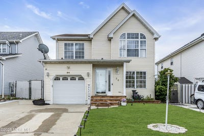 /international/us/64-scarlet-drive-parlin-nj-110100766482/