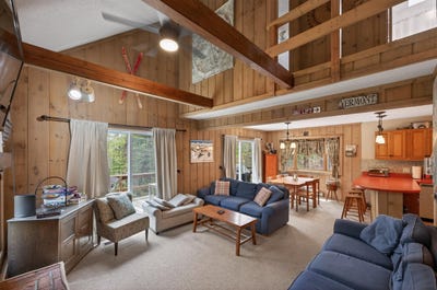 /international/us/18-quail-court-wilmington-vt-110107999564/