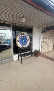 /international/us/115-e-1st-street-springtown-tx-110106555298/