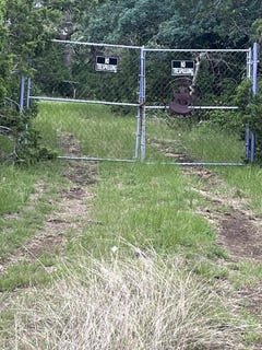 /international/us/178-n-ringtail-rd-camp-wood-tx-110107552737/
