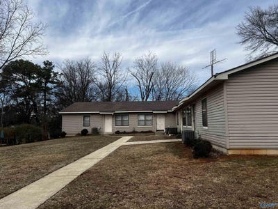 /international/us/2565-byler-road-moulton-al-110106765479/