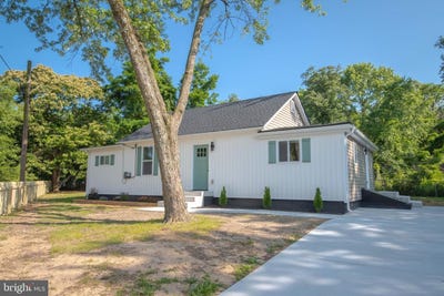 /international/us/8244-railroad-ave-millersville-md-110100087826/?lang=en