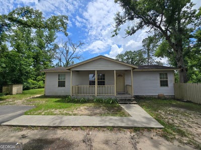 /international/us/2721-dogwood-circle-valdosta-ga-110108855812/