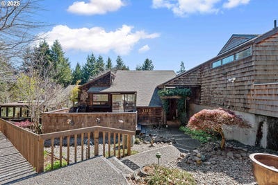 /international/us/1320-ingersoll-st-coos-bay-or-110100094818/