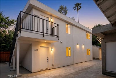 /international/us/16118-haynes-street-van-nuys-ca-110108411452/