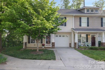 /international/us/140-thea-lane-fletcher-nc-110107783113/