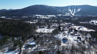 /international/us/0-trail-view-lane-windham-ny-110099921289/