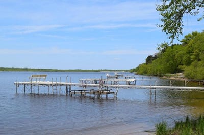 /international/us/bldg-18-1-2-greenway-crossing-pv-wisconsin-dells-wi-110097593691/
