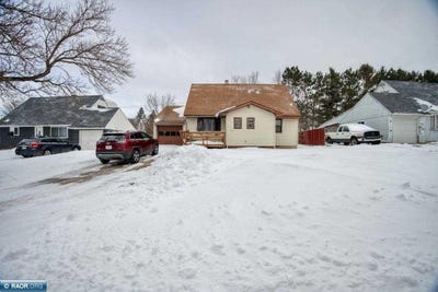 /international/us/417-arlington-rd-hoyt-lakes-mn-110106536171/