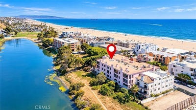 /international/us/6220-pacific-avenue-playa-del-rey-ca-110120103466/