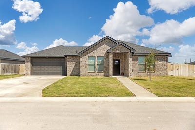 /international/us/1017-bromegrass-st-midland-tx-110108887232/
